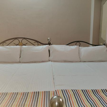 Dheeksha Homestay Tiruvannamalai Exterior photo